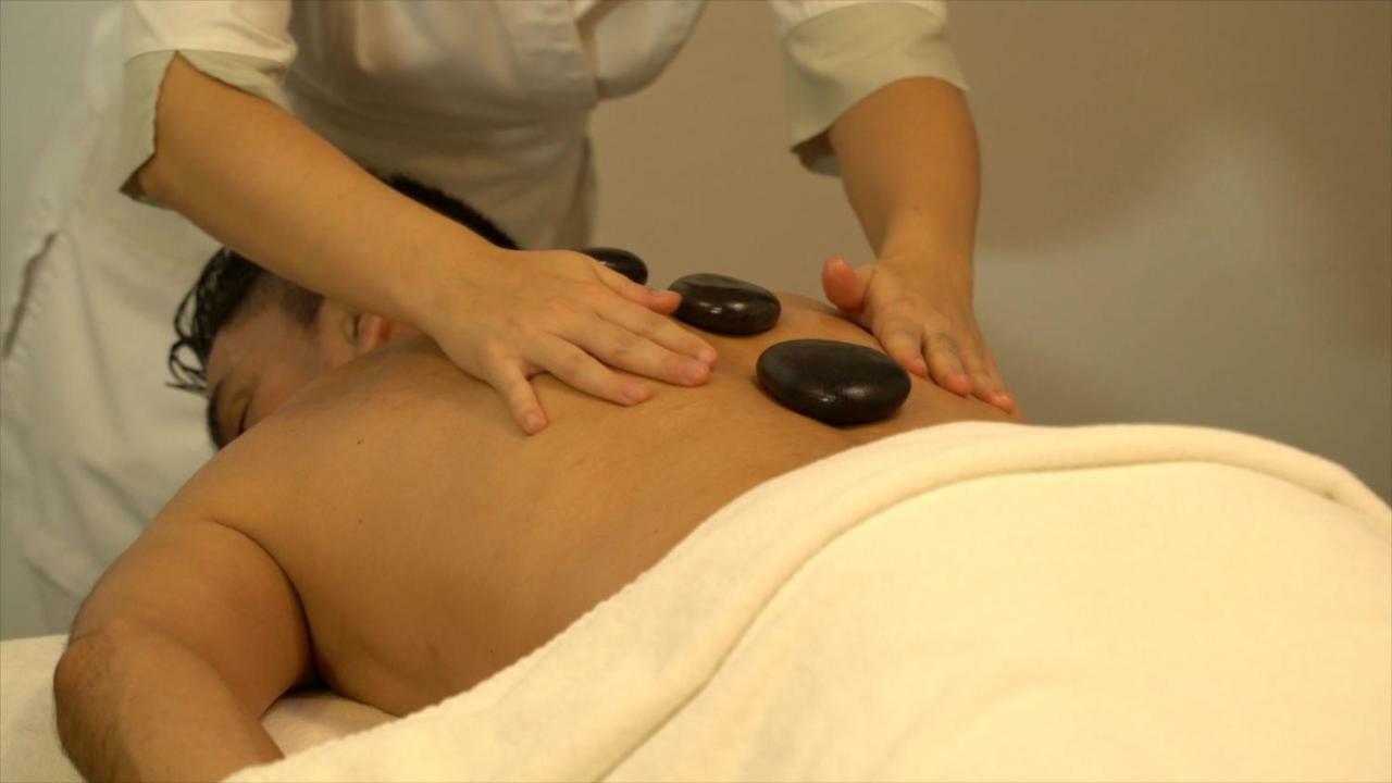 Hotel Miguel Angel Madrid Dış mekan fotoğraf Hot stone massage